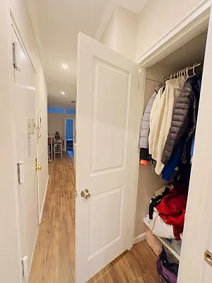 Rented by Point NYC | media 18