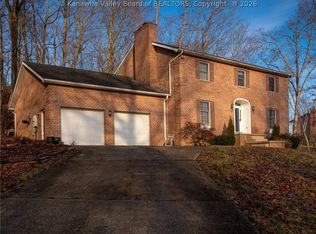 2213 Deer Trl, Saint Albans, WV