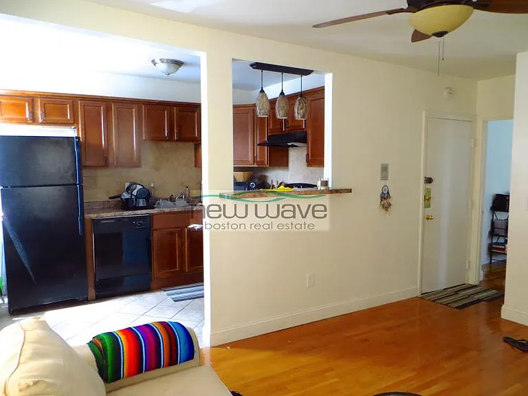 2 Greenwich St #2 — Photo 2