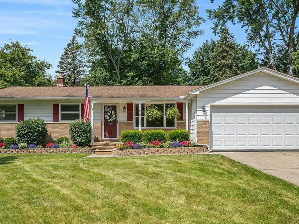 2392 Tandy Dr, Flint, MI 48532