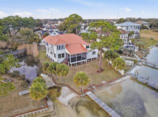 431 Atwater Ct, Mary Esther, FL 32569