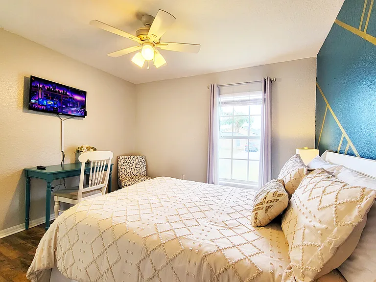 916 Reserve Pl #1 — Photo 12