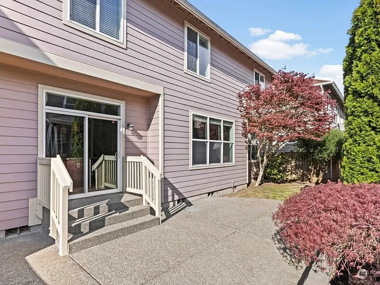 8418 153rd St E — Photo 29