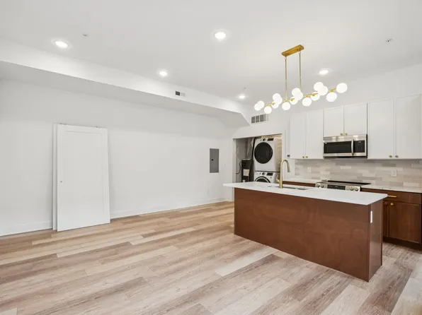 Brand New Luxury Apartments West Philly