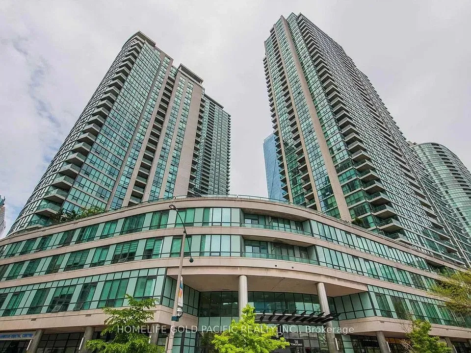 16 Yonge St #1413