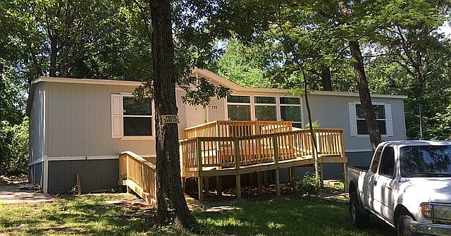 1st image of 115 Bay Dr