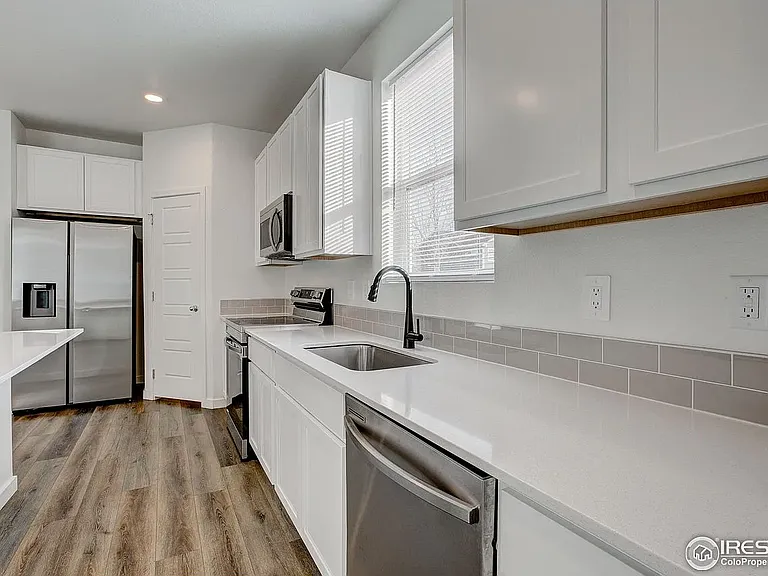 281 Cardinal St — Photo 9