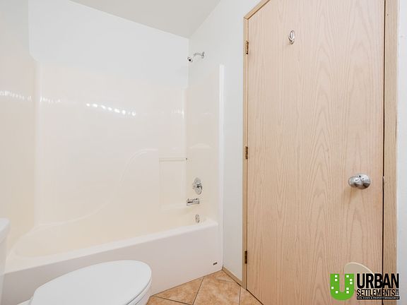 3rd image of 4112 E 23rd Ave