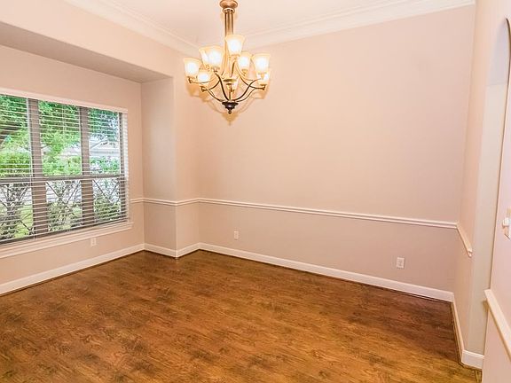 5th image of 6607 Redberry Glen Ln