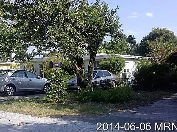 2nd image of 4211 Park Lake St