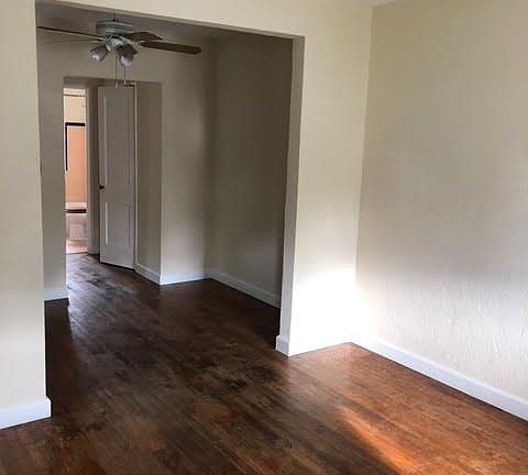 2nd image of 415 NE 2nd Ave APT A