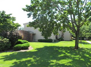 22 Webster Ct Unit 22, Newington, CT 06111