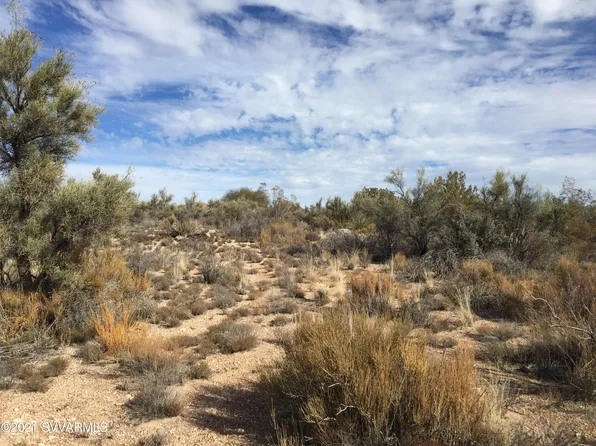 4665 E Crazy Horse Cir, Rimrock, AZ 86335