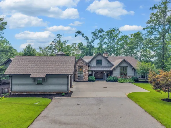 133 Big Creek Trl, Six Mile, SC 29682
