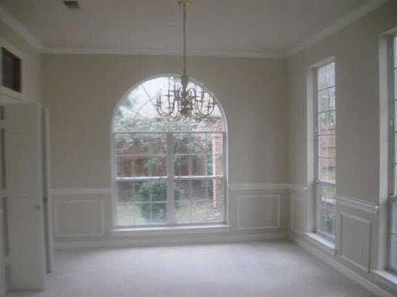 3rd image of 1032 Millington Dr