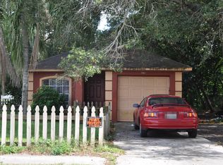 2601 Laurel Ave, Sanford, FL 32773