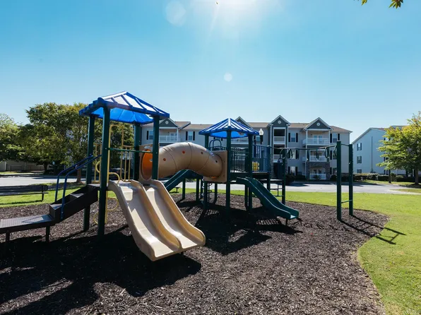 Reserve at Creekside