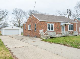 213 19th St, West Des Moines, IA 50265