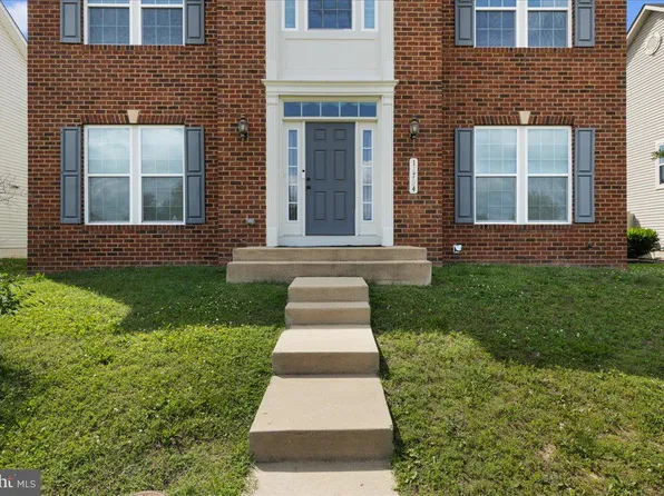 11794 Saint Linus Dr, Waldorf, MD 20602