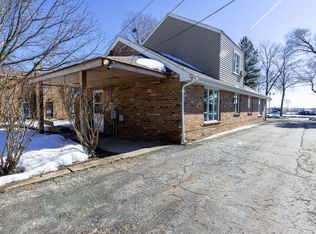 51 Saint Paul St #1, Grayslake, IL