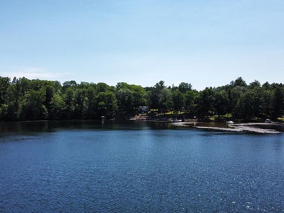 5th image of 8687 Musky Point Rd