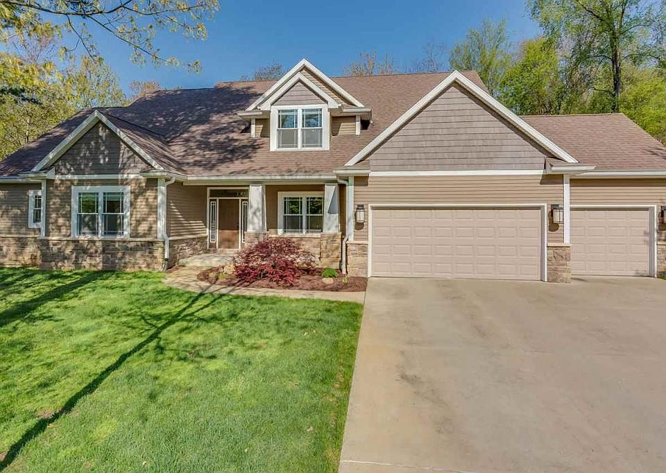 1st image of 50849 Hawthorne Meadow Dr