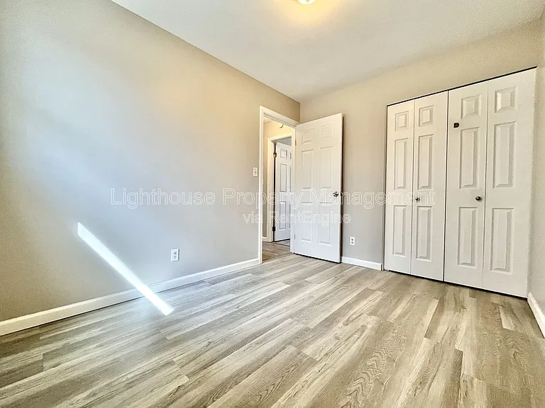 18169 Swiss Dr — Photo 13