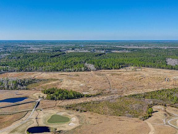4th image of 890 Wolf Pond Rd
