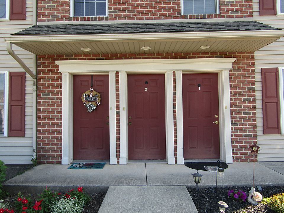 1st image of 185 Tom Ave APT H