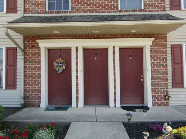 185 Tom Ave APT H, Ephrata, PA 17522