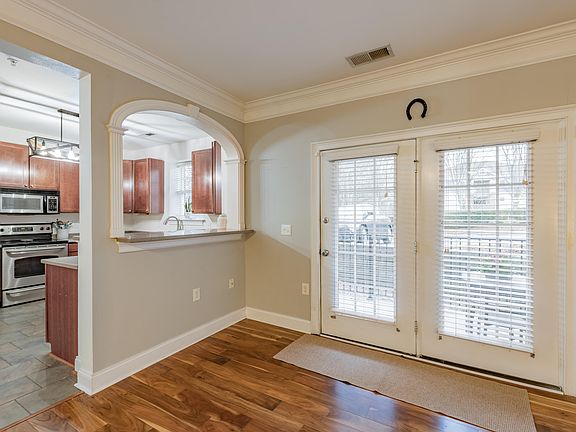 5th image of 3811 Lunceston Way APT 4