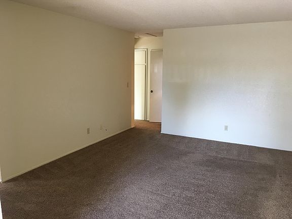 Living room to bed/bath entrance