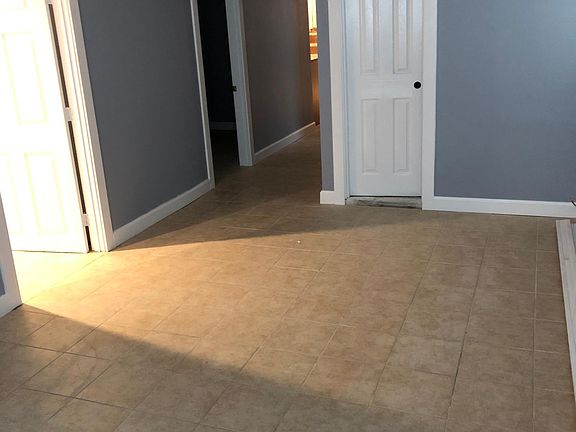 3rd image of 1223 S 56th Ct