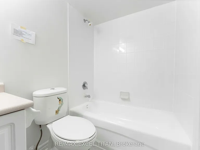 1407 Dupont St #409 — Photo 13