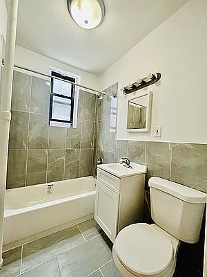 4th image of 315 E 104th St #2K