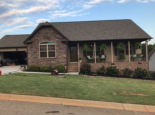 527 Cornucopia Ln, Inman, SC 29349