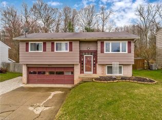 425 Stonewood St, Canal Fulton, OH 44614