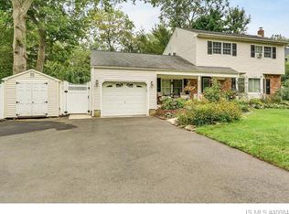27 Mount Vernon Dr, Toms River, NJ 08755