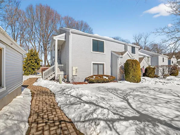 97 Sunfish Landing, Mohegan Lake, NY 10547