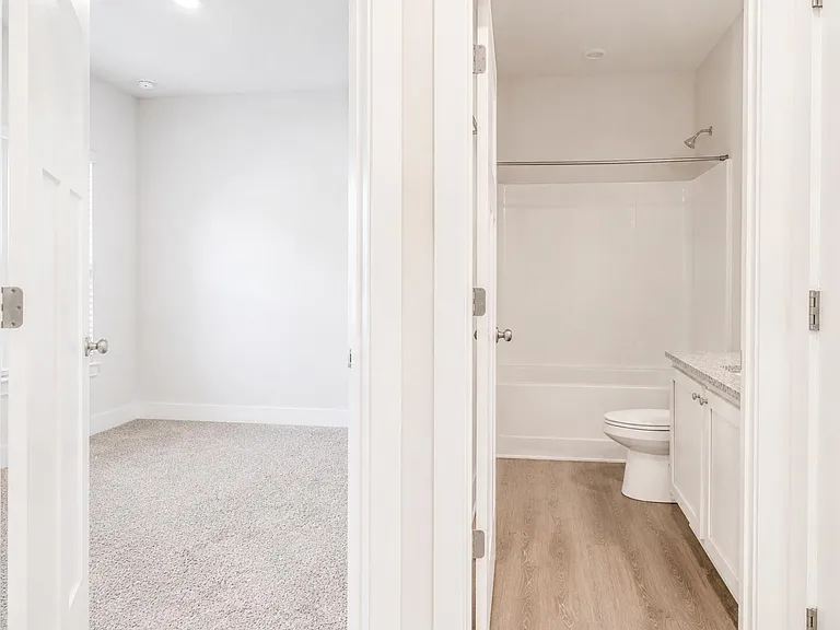 6242 Jenks Dr — Photo 14