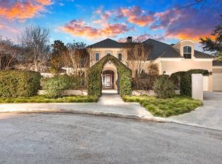 7 Osborn Hl, Terrell Hills, TX 78209