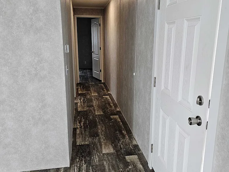 2300 Lafayette Ave #26 — Photo 7
