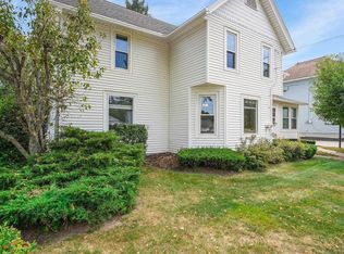 136 N Beebe St, Marshall, WI 53559