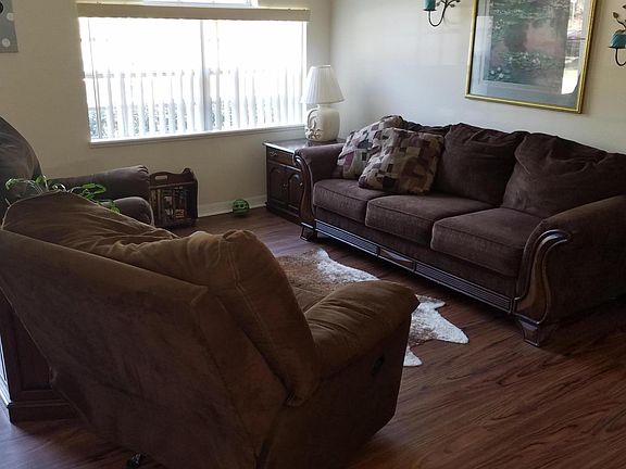 4th image of 3298 W Crandon Dr
