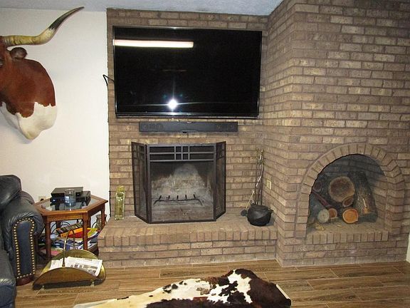 5th image of 195 Bluebird Ln