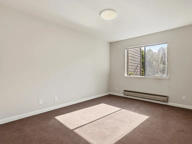 550 Church St #2 — Photo 10