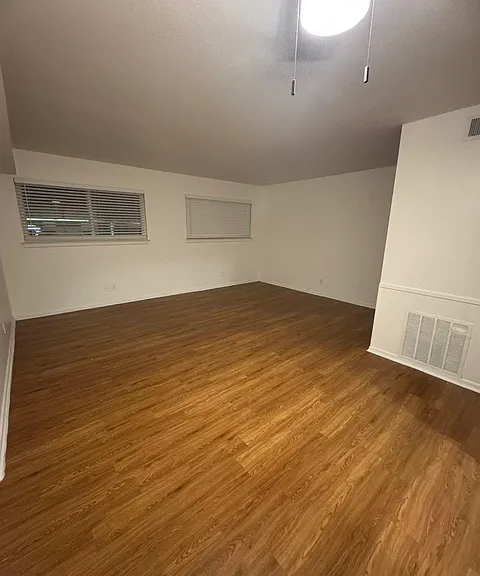 235 W Silver Sands Dr #5 — Photo 5