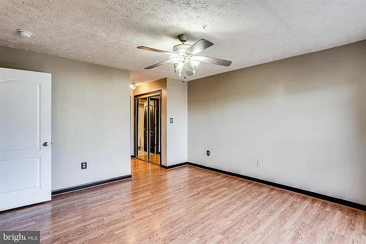 15602 Everglade Ln #301 — Photo 6