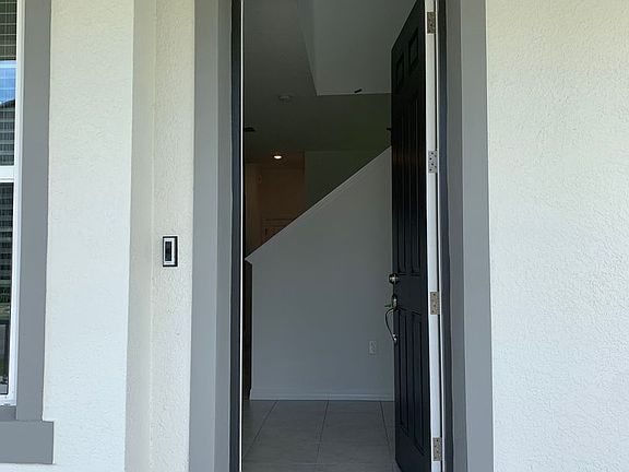 3rd image of 10366 Austrina Oak Loop