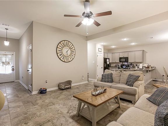3rd image of 68 Boutte Estates Dr
